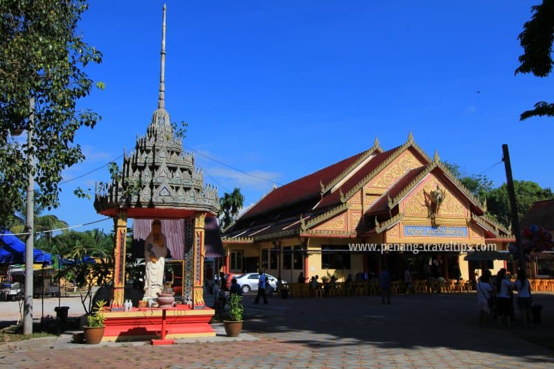 Main hall of Wat Rajchaphohong, Bukit Mertajam, Pulau Pinang