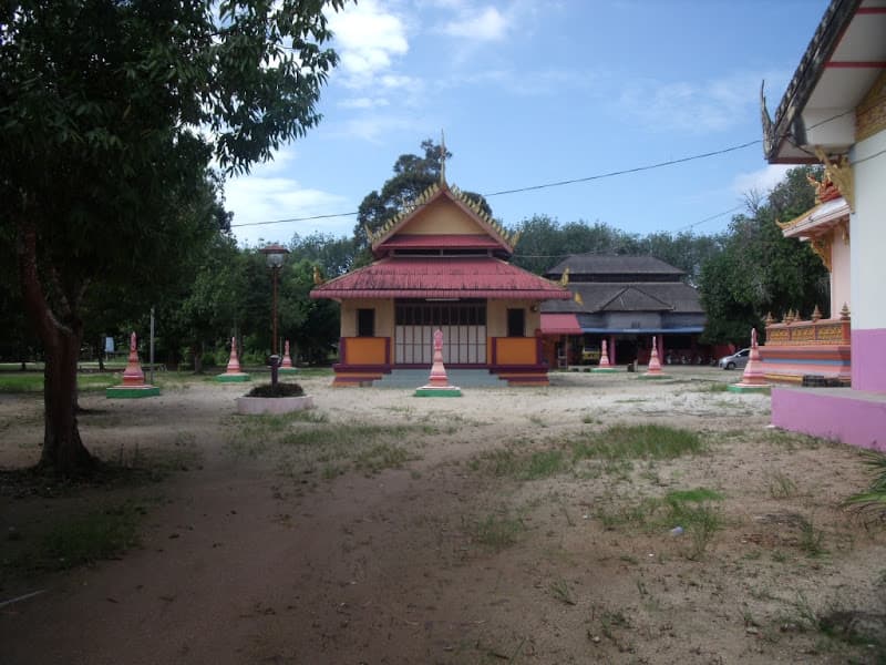 Main hall of Wat Thaicareon (Wat Begia), Gurun, Kedah