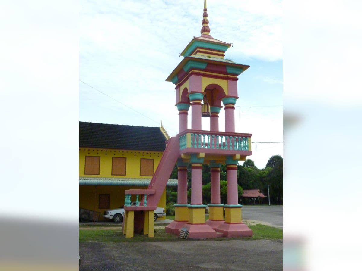 Bell tower at Wat Uttamaram